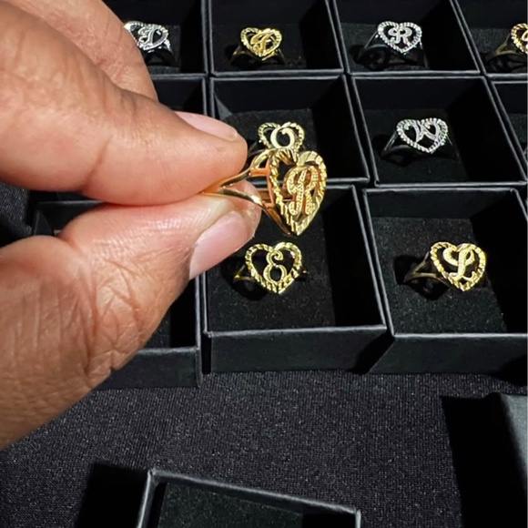 Initial Heart Adjustable Gold Ring Letter R - Picture 2 of 2